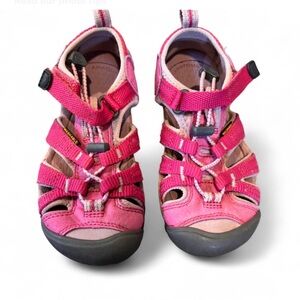 Keen Sandals Water Shoes size 11 pink closed toe